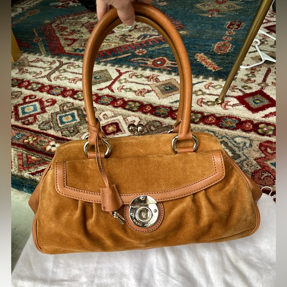 MARC JACOBS Kisslock purse suede leather kiss lock bag